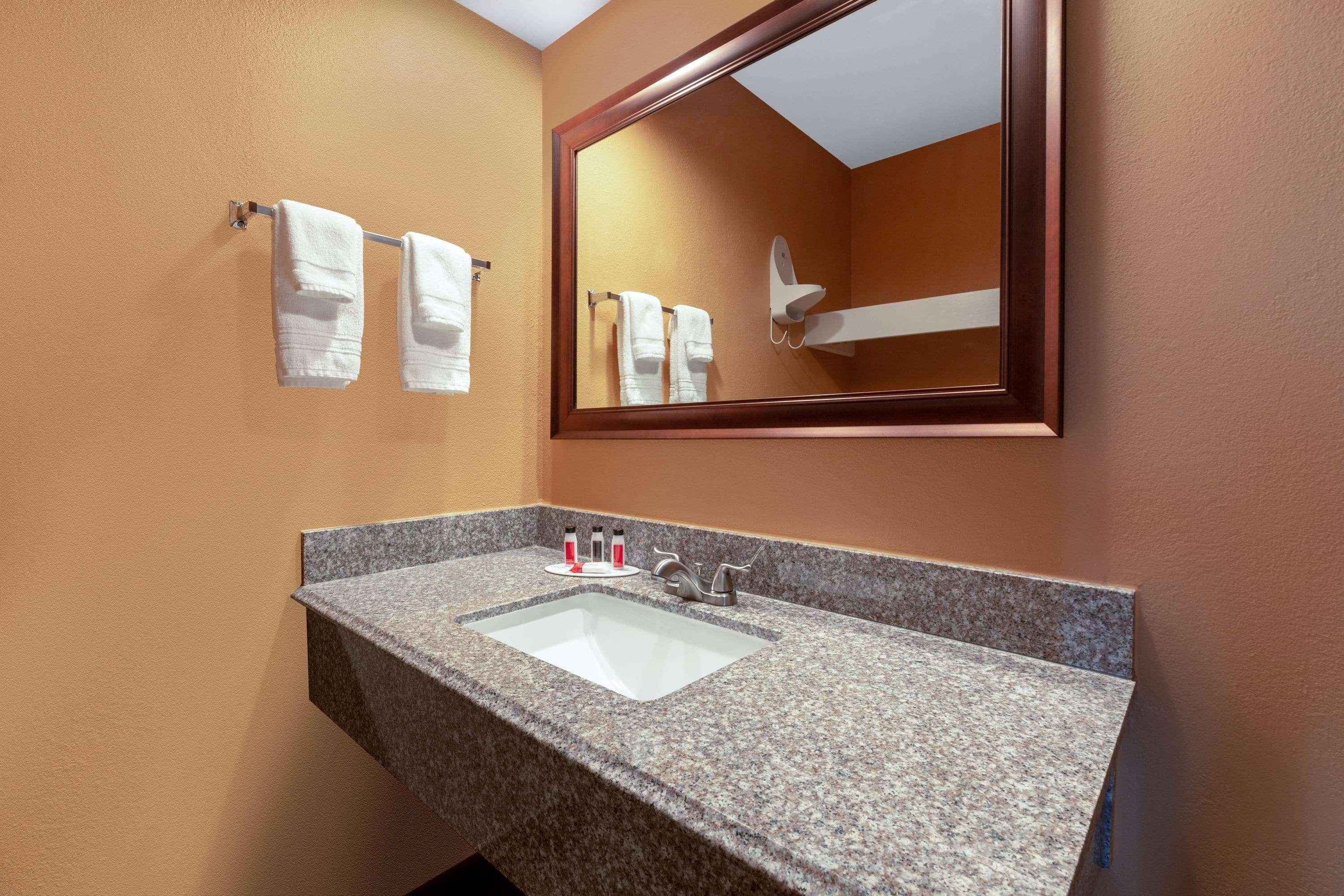 Rosewood Inn & Suites Roseburg Exteriör bild