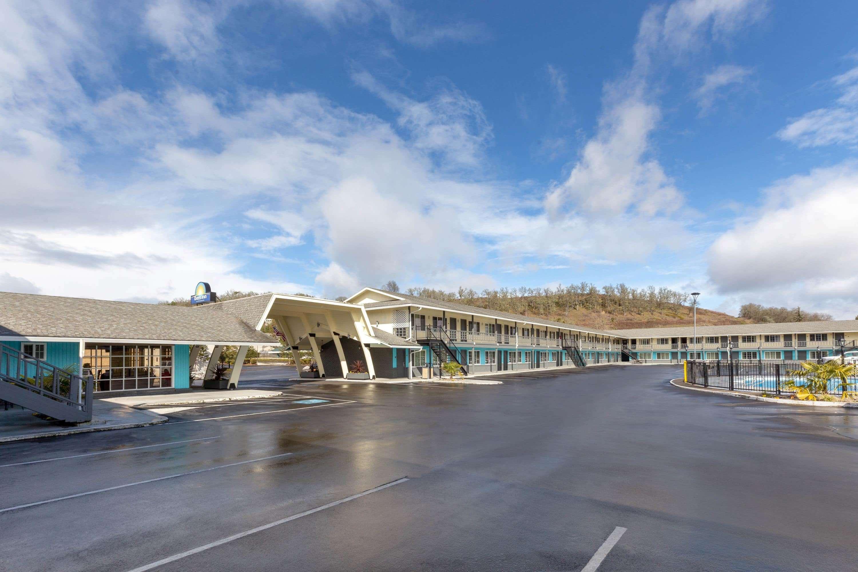 Rosewood Inn & Suites Roseburg Exteriör bild
